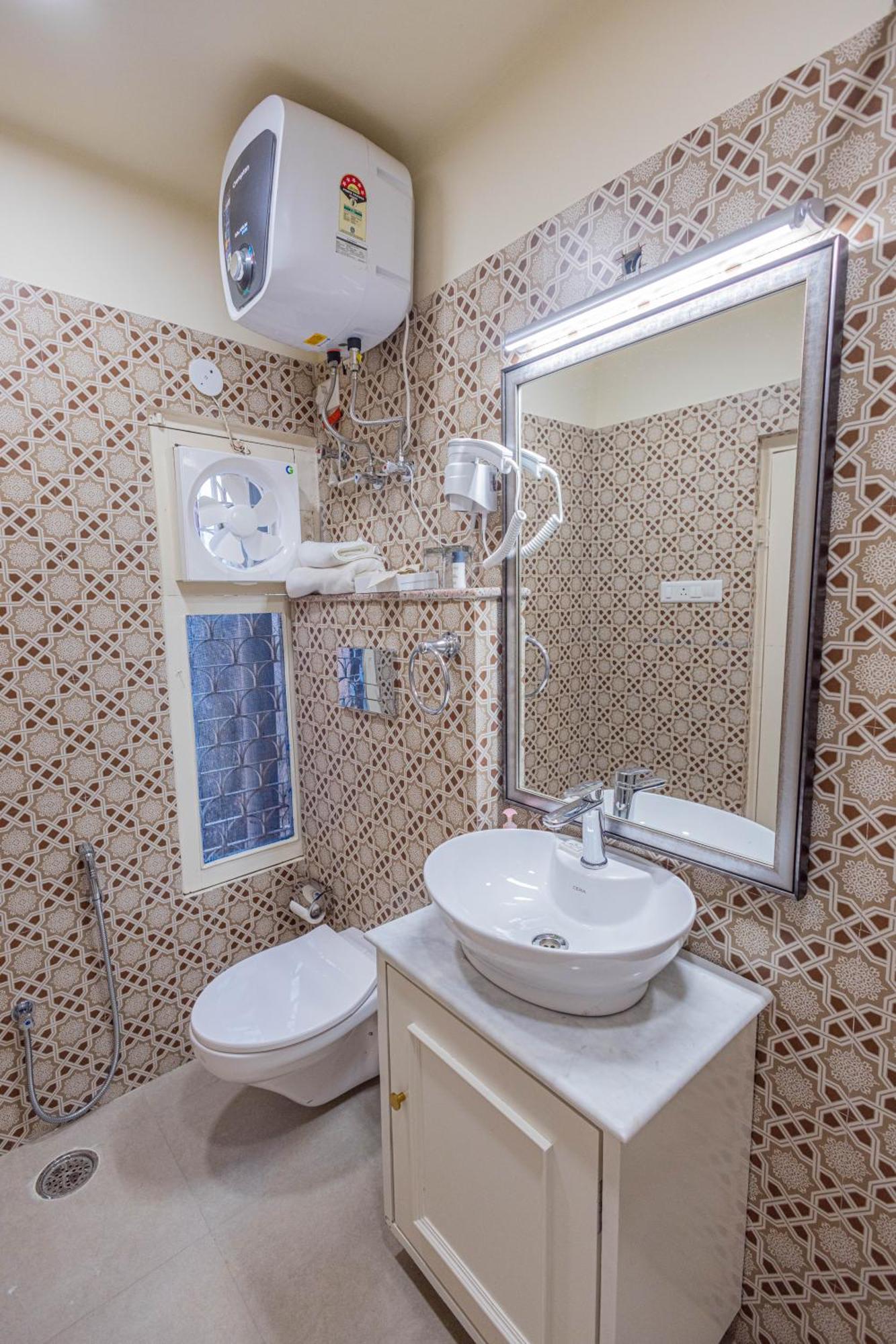 Hotel Sheel Mahal- Near Hawa Mahal Dźajpur Zewnętrze zdjęcie