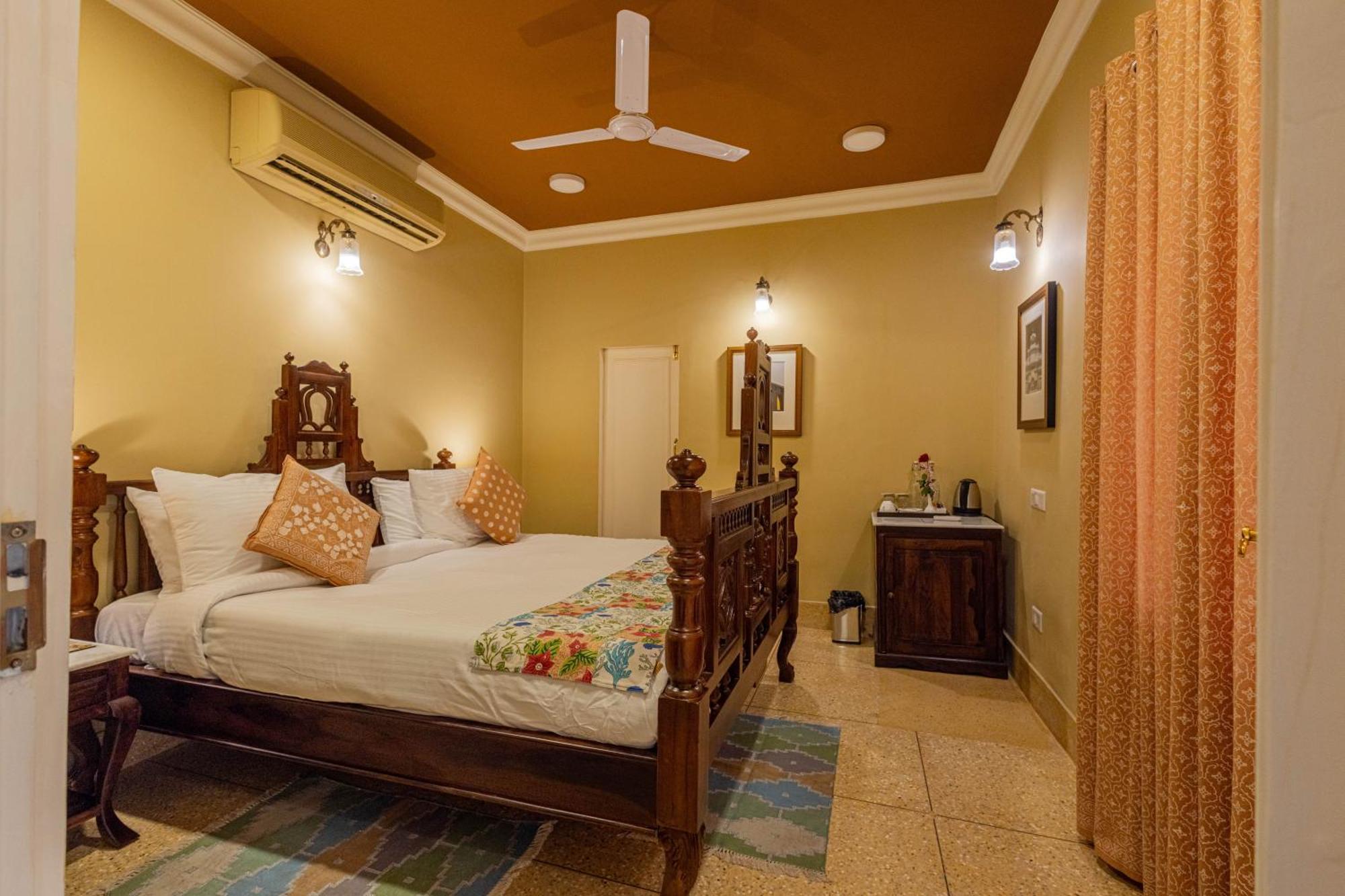 Hotel Sheel Mahal- Near Hawa Mahal Dźajpur Zewnętrze zdjęcie